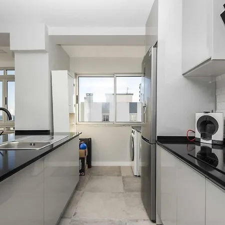 Cozy With Sea View In אסטוריל